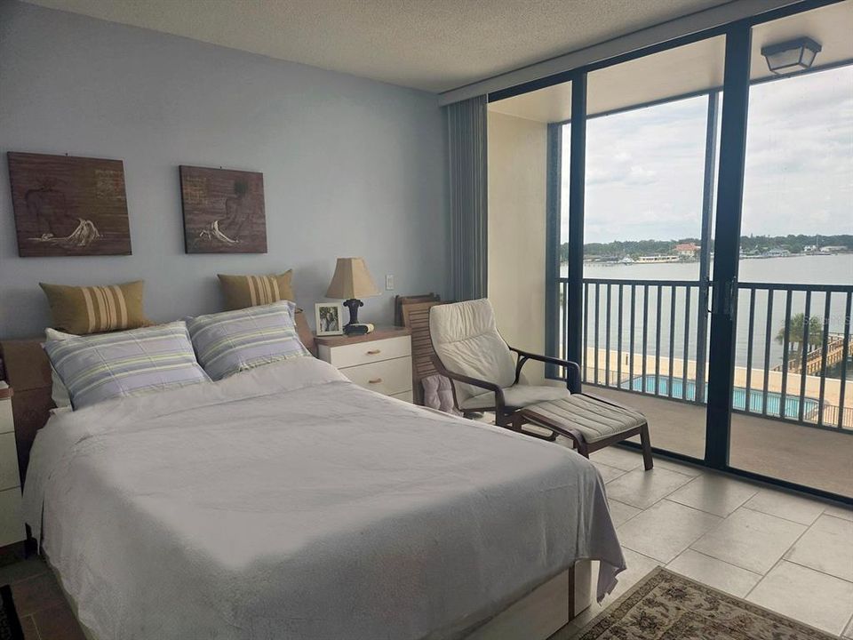 En Venta: $499,000 (2 camas, 2 baños, 1290 Pies cuadrados)