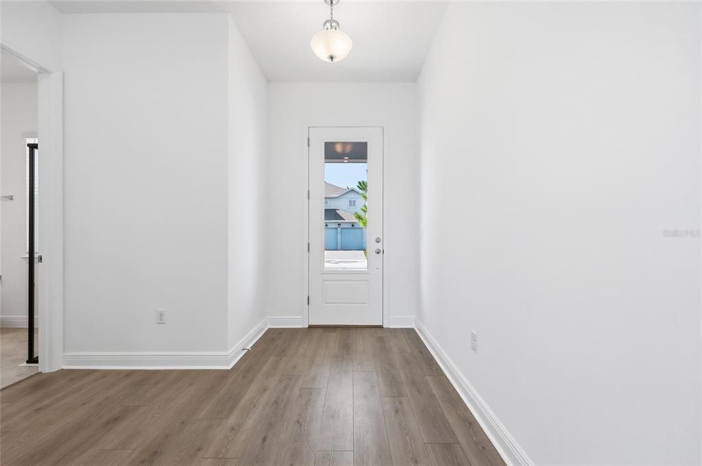 В аренду: $3,895 (4 спален, 3 ванн, 2445 Квадратных фут)