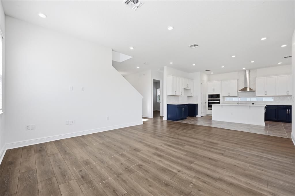 В аренду: $3,895 (4 спален, 3 ванн, 2445 Квадратных фут)