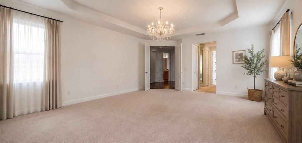 For Rent: $4,800 (5 beds, 4 baths, 3458 Square Feet)
