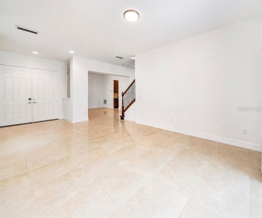 For Rent: $4,800 (5 beds, 4 baths, 3458 Square Feet)