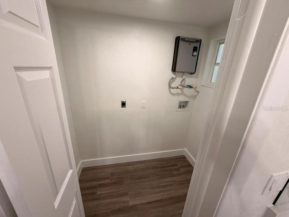 En Venta: $325,000 (4 camas, 3 baños, 1506 Pies cuadrados)