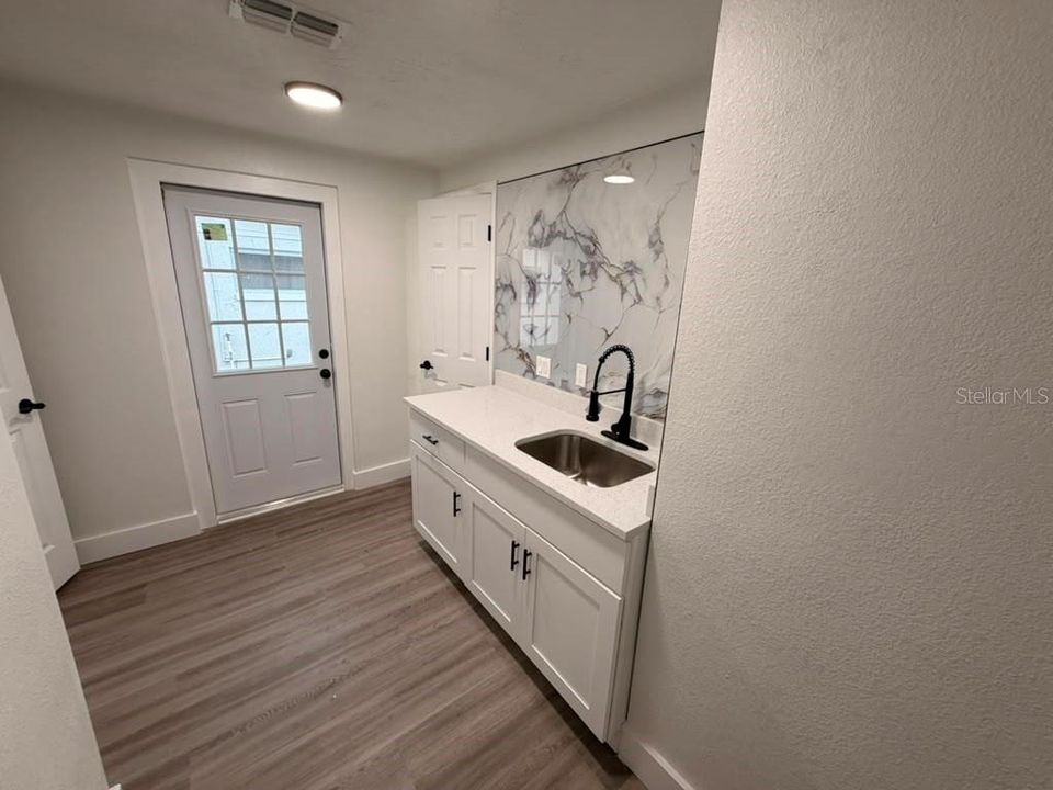 En Venta: $325,000 (4 camas, 3 baños, 1506 Pies cuadrados)