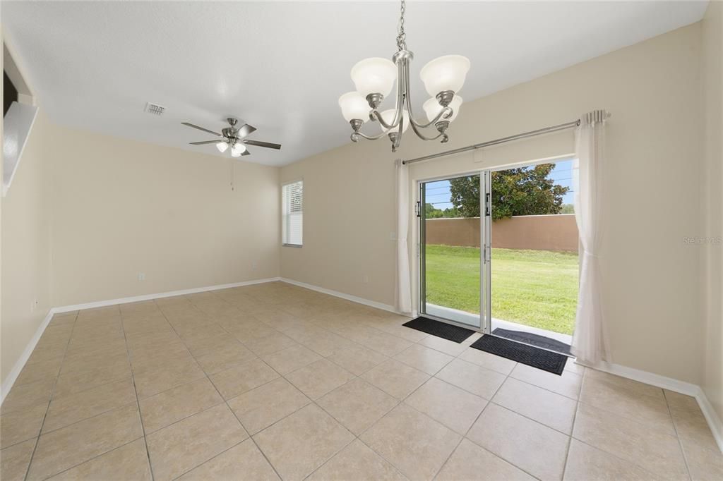 For Sale: $314,500 (3 beds, 2 baths, 1626 Square Feet)