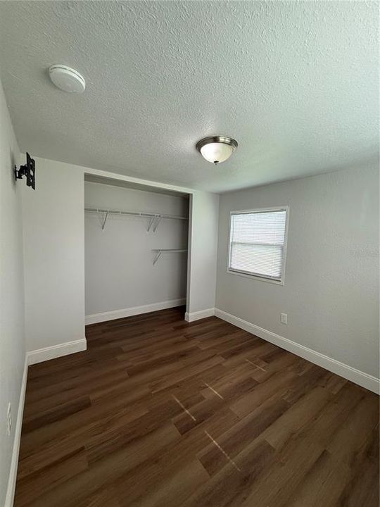 В аренду: $1,425 (3 спален, 1 ванн, 850 Квадратных фут)