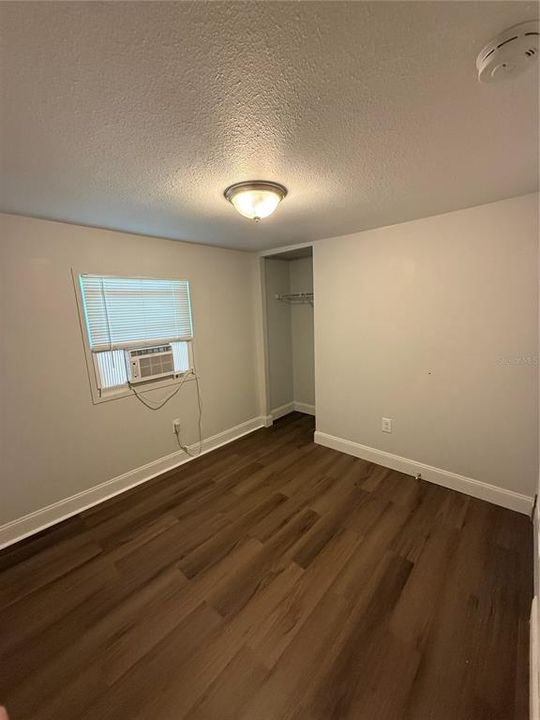 В аренду: $1,425 (3 спален, 1 ванн, 850 Квадратных фут)