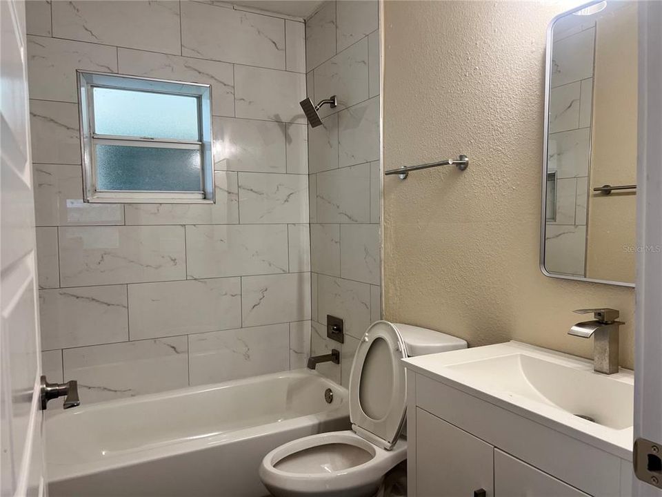For Rent: $1,775 (2 beds, 1 baths, 1080 Square Feet)