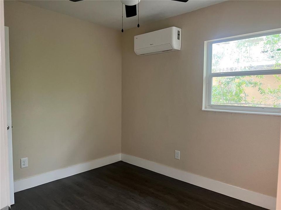 For Rent: $1,775 (2 beds, 1 baths, 1080 Square Feet)