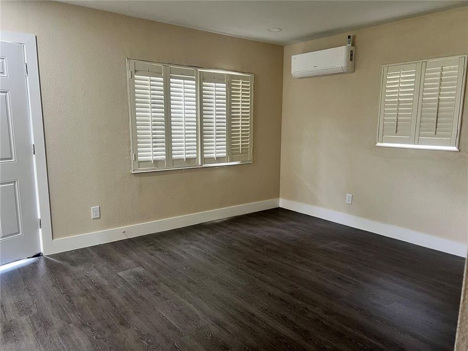 For Rent: $1,775 (2 beds, 1 baths, 1080 Square Feet)