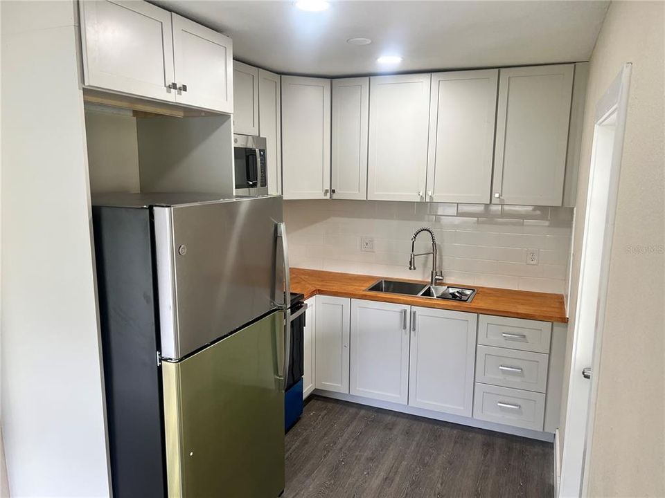 For Rent: $1,775 (2 beds, 1 baths, 1080 Square Feet)