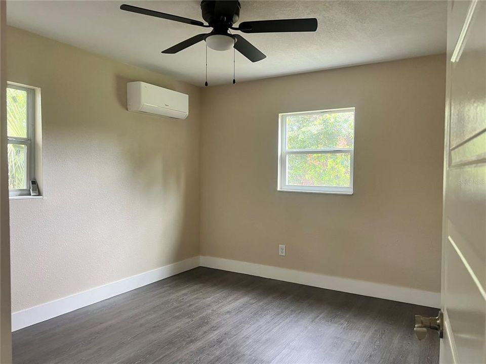 For Rent: $1,775 (2 beds, 1 baths, 1080 Square Feet)