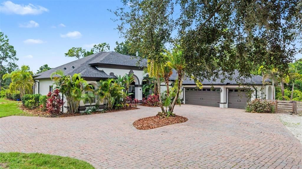 En Venta: $1,449,900 (4 camas, 2 baños, 2903 Pies cuadrados)