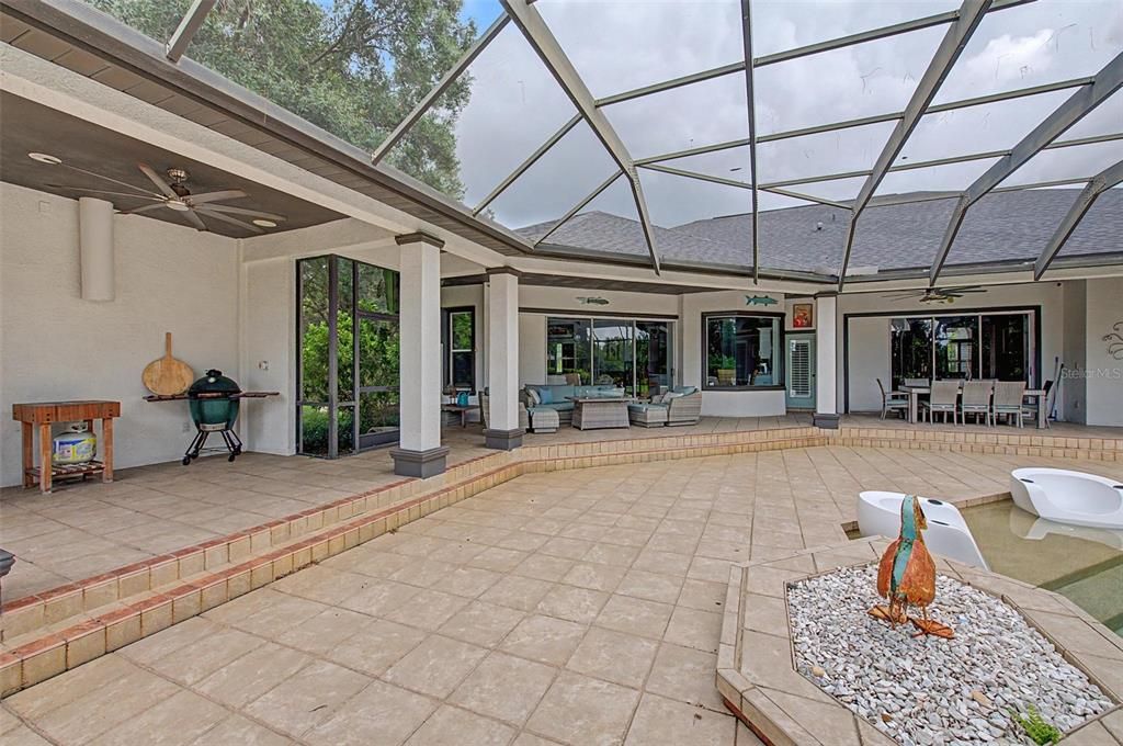 En Venta: $1,449,900 (4 camas, 2 baños, 2903 Pies cuadrados)