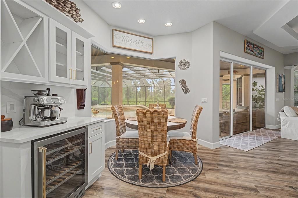 En Venta: $1,449,900 (4 camas, 2 baños, 2903 Pies cuadrados)