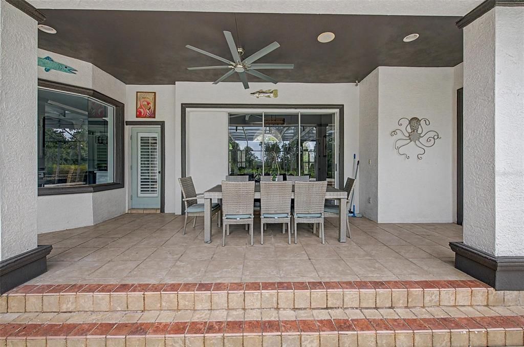 En Venta: $1,449,900 (4 camas, 2 baños, 2903 Pies cuadrados)