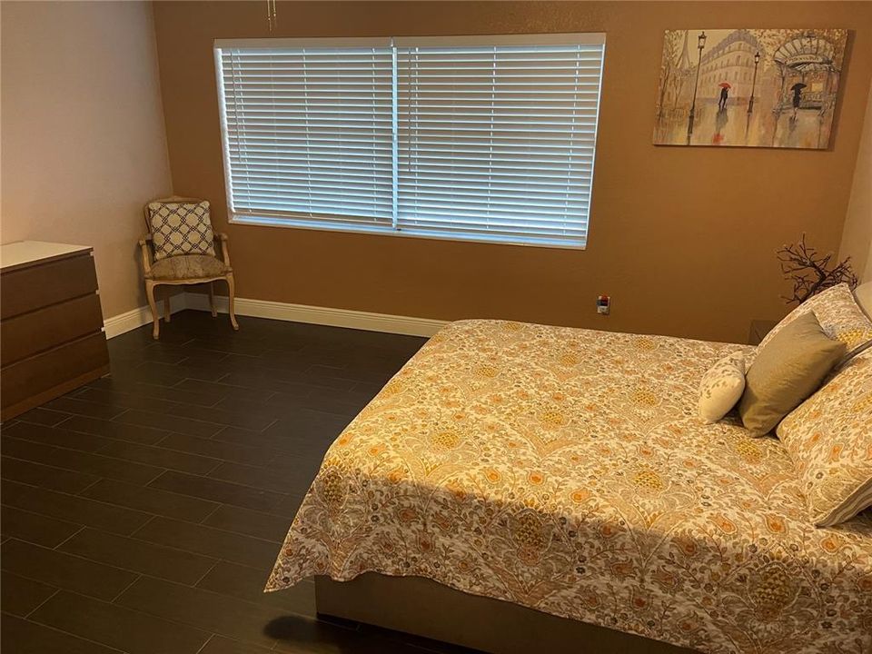 For Rent: $3,000 (5 beds, 3 baths, 2385 Square Feet)