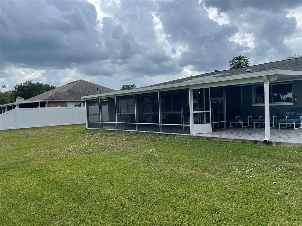 For Rent: $3,000 (5 beds, 3 baths, 2385 Square Feet)