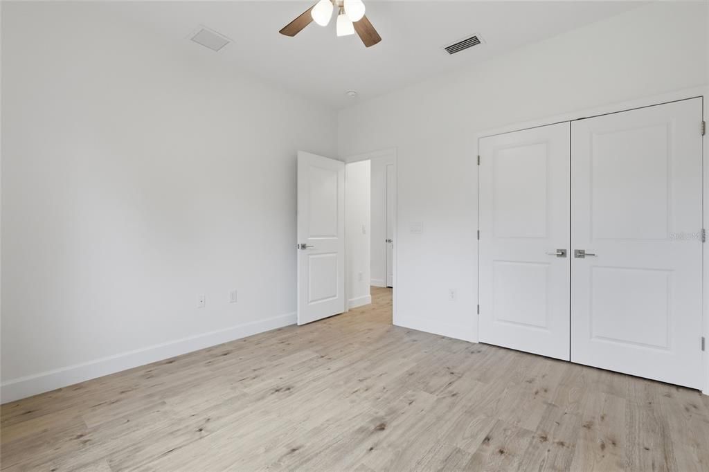 For Sale: $335,000 (3 beds, 2 baths, 1545 Square Feet)
