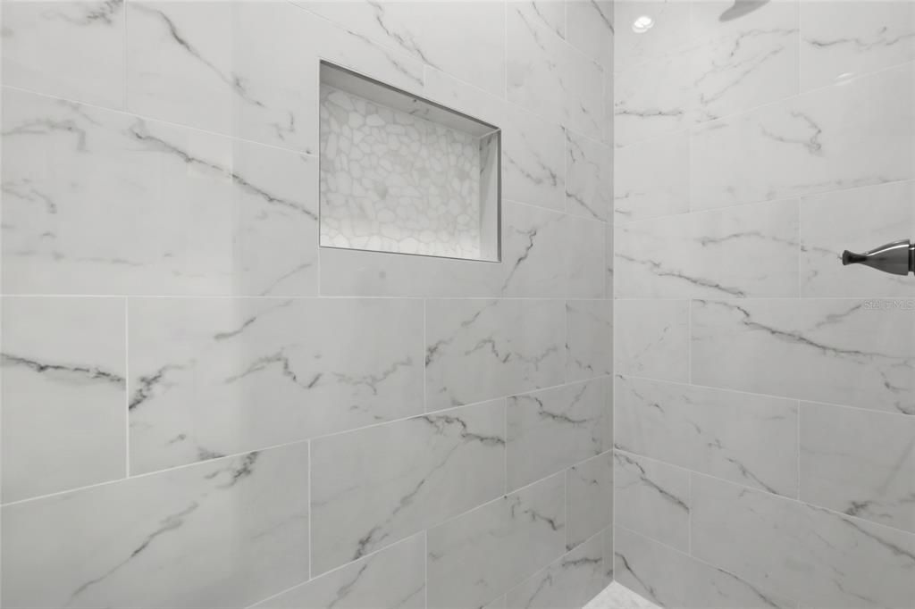 For Sale: $335,000 (3 beds, 2 baths, 1545 Square Feet)