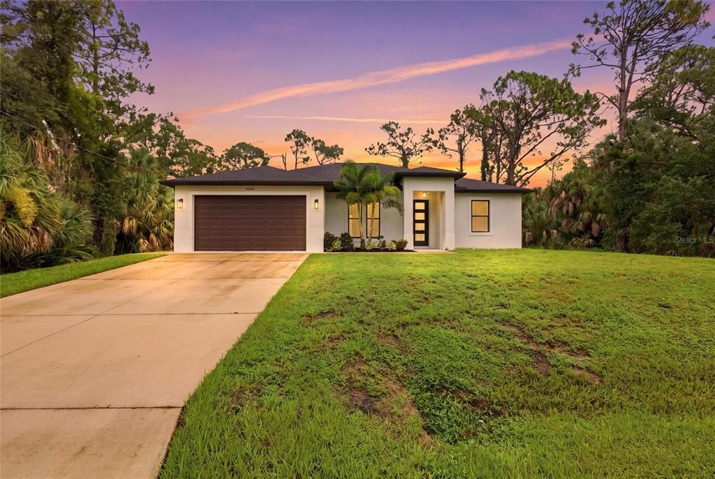 For Sale: $335,000 (3 beds, 2 baths, 1545 Square Feet)