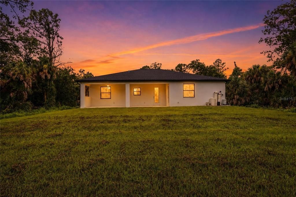 For Sale: $335,000 (3 beds, 2 baths, 1545 Square Feet)