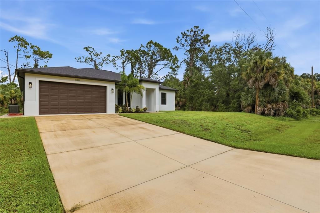 For Sale: $335,000 (3 beds, 2 baths, 1545 Square Feet)