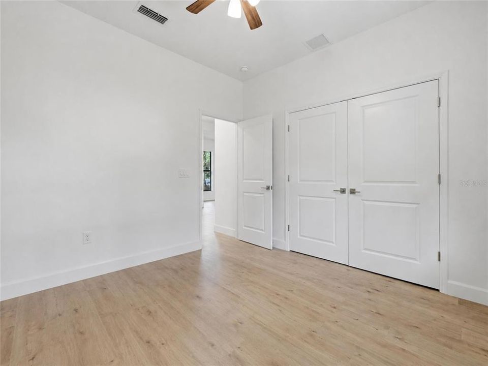 For Sale: $335,000 (3 beds, 2 baths, 1545 Square Feet)