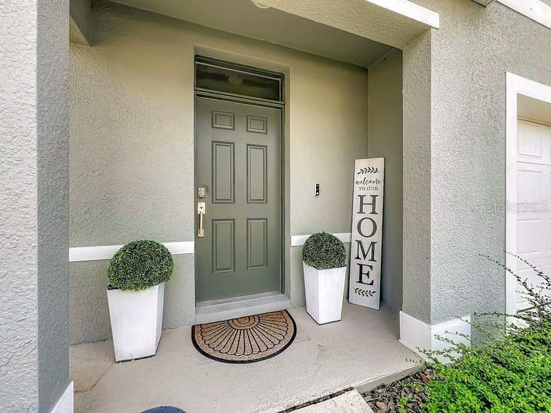 For Sale: $407,000 (5 beds, 3 baths, 2522 Square Feet)