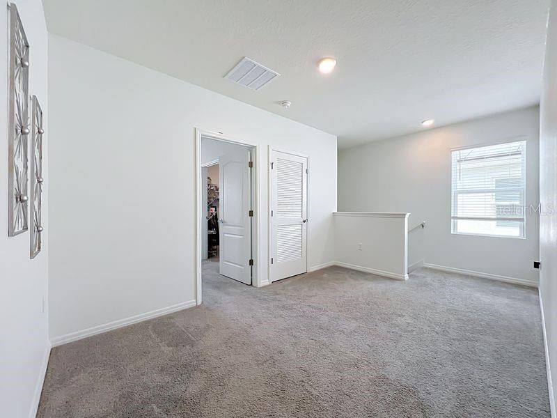 For Sale: $407,000 (5 beds, 3 baths, 2522 Square Feet)