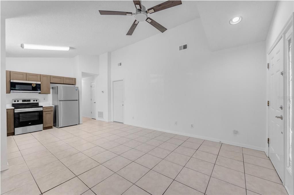 En Venta: $310,000 (3 camas, 2 baños, 1006 Pies cuadrados)