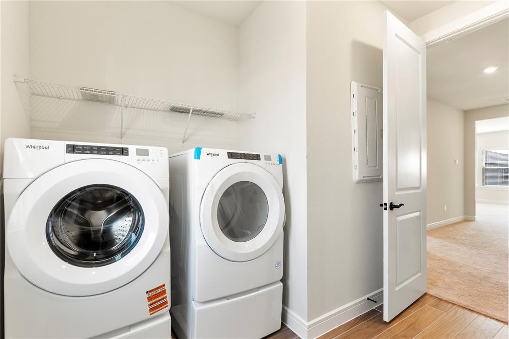 En Renta: $4,990 (5 camas, 4 baños, 3617 Pies cuadrados)