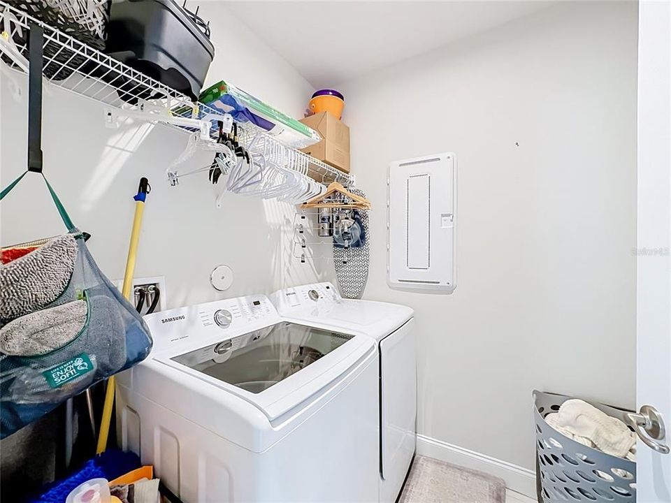 En Venta: $360,000 (3 camas, 2 baños, 1594 Pies cuadrados)