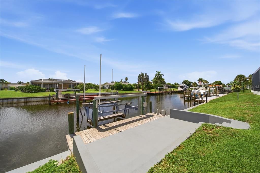 For Sale: $469,000 (2 beds, 1 baths, 1029 Square Feet)