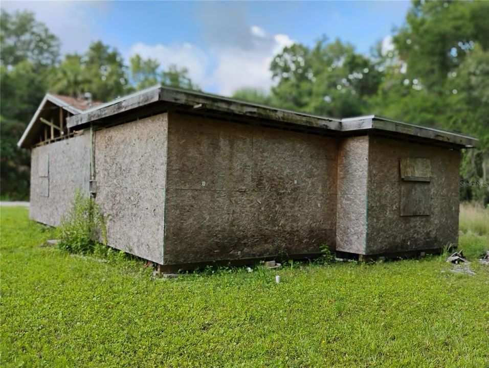 На продажу: $184,900 (2 спален, 2 ванн, 931 Квадратных фут)