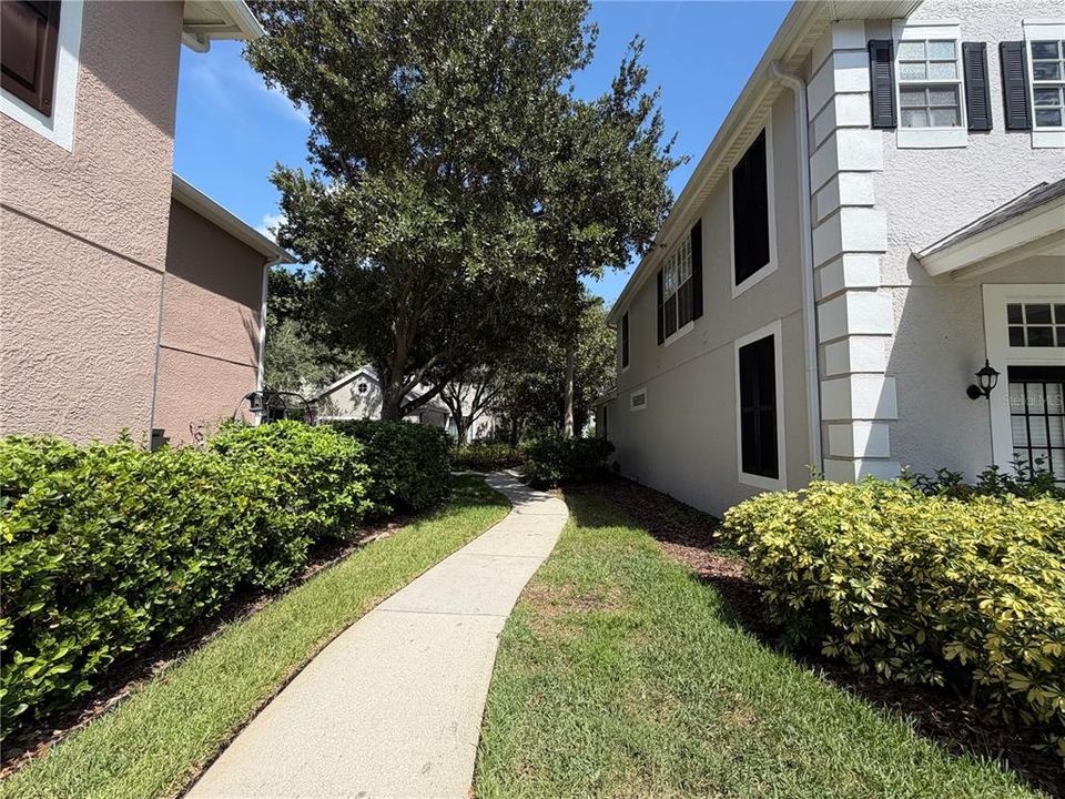 For Rent: $3,500 (3 beds, 2 baths, 1636 Square Feet)