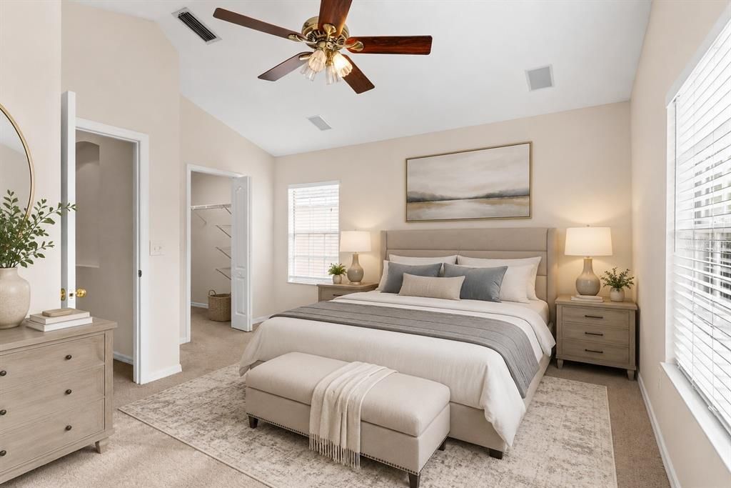 For Rent: $3,500 (3 beds, 2 baths, 1636 Square Feet)