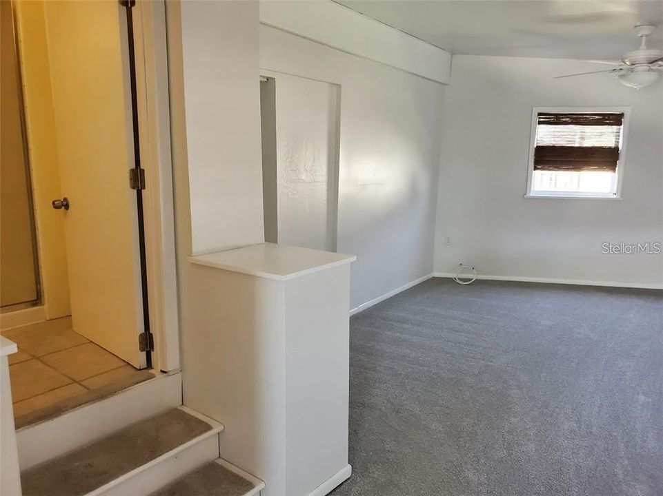 For Sale: $139,900 (2 beds, 2 baths, 2083 Square Feet)
