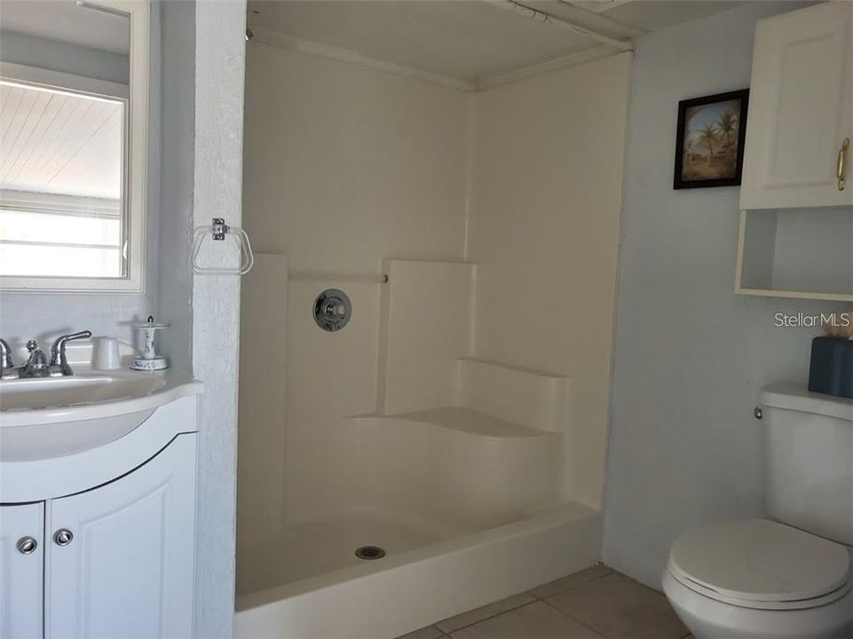 For Sale: $139,900 (2 beds, 2 baths, 2083 Square Feet)