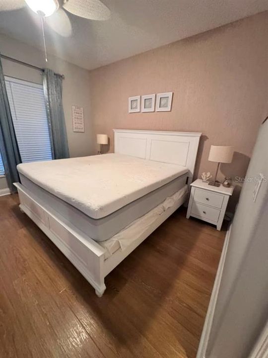 En Venta: $710,000 (4 camas, 3 baños, 2850 Pies cuadrados)