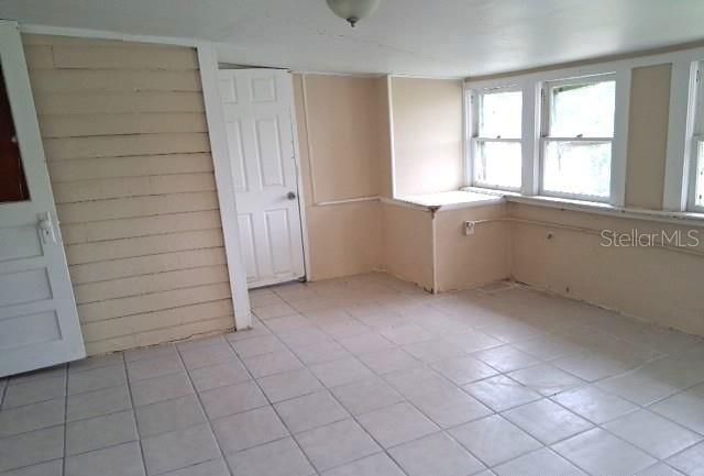 For Sale: $239,900 (4 beds, 0 baths, 2664 Square Feet)