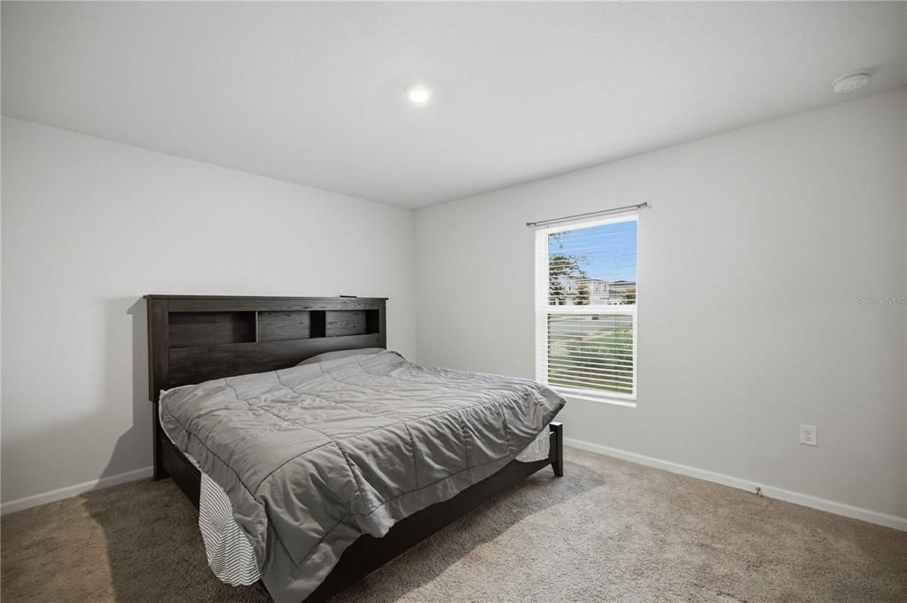 For Sale: $249,900 (3 beds, 2 baths, 1265 Square Feet)