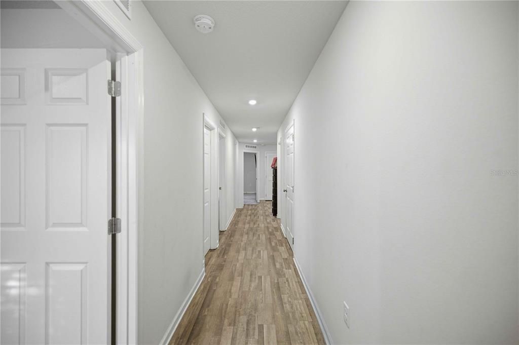 For Sale: $249,900 (3 beds, 2 baths, 1265 Square Feet)