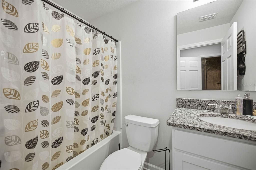 For Sale: $249,900 (3 beds, 2 baths, 1265 Square Feet)