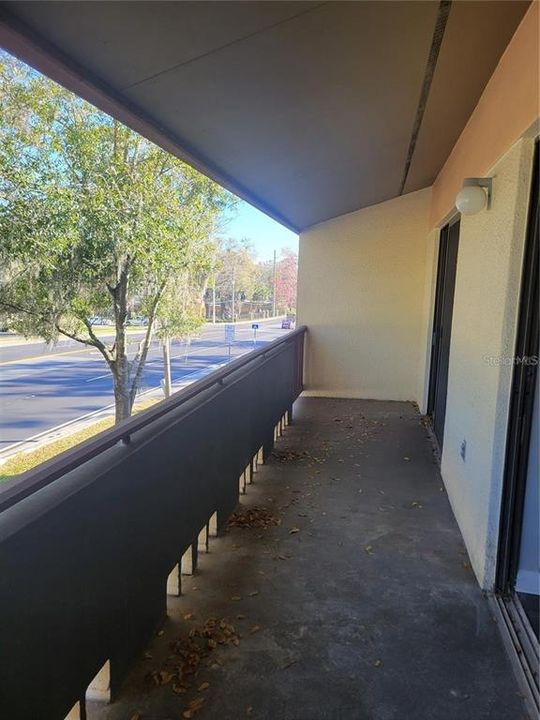 For Sale: $108,750 (1 beds, 1 baths, 808 Square Feet)