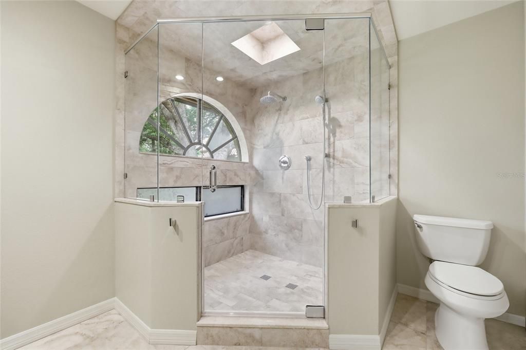 For Rent: $2,700 (3 beds, 2 baths, 1460 Square Feet)