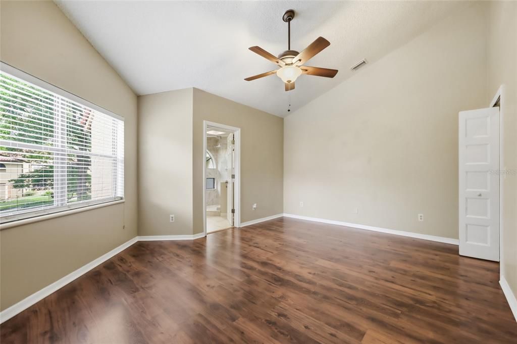 For Rent: $2,700 (3 beds, 2 baths, 1460 Square Feet)
