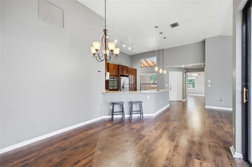 For Rent: $2,700 (3 beds, 2 baths, 1460 Square Feet)