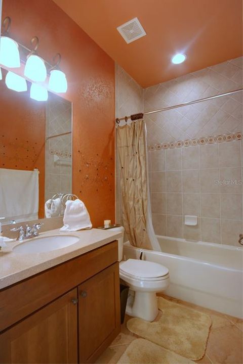 En Renta: $2,500 (3 camas, 2 baños, 2009 Pies cuadrados)