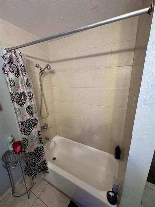 For Sale: $77,000 (1 beds, 1 baths, 762 Square Feet)