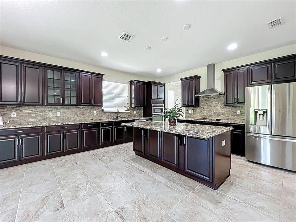 For Rent: $3,775 (4 beds, 3 baths, 3569 Square Feet)